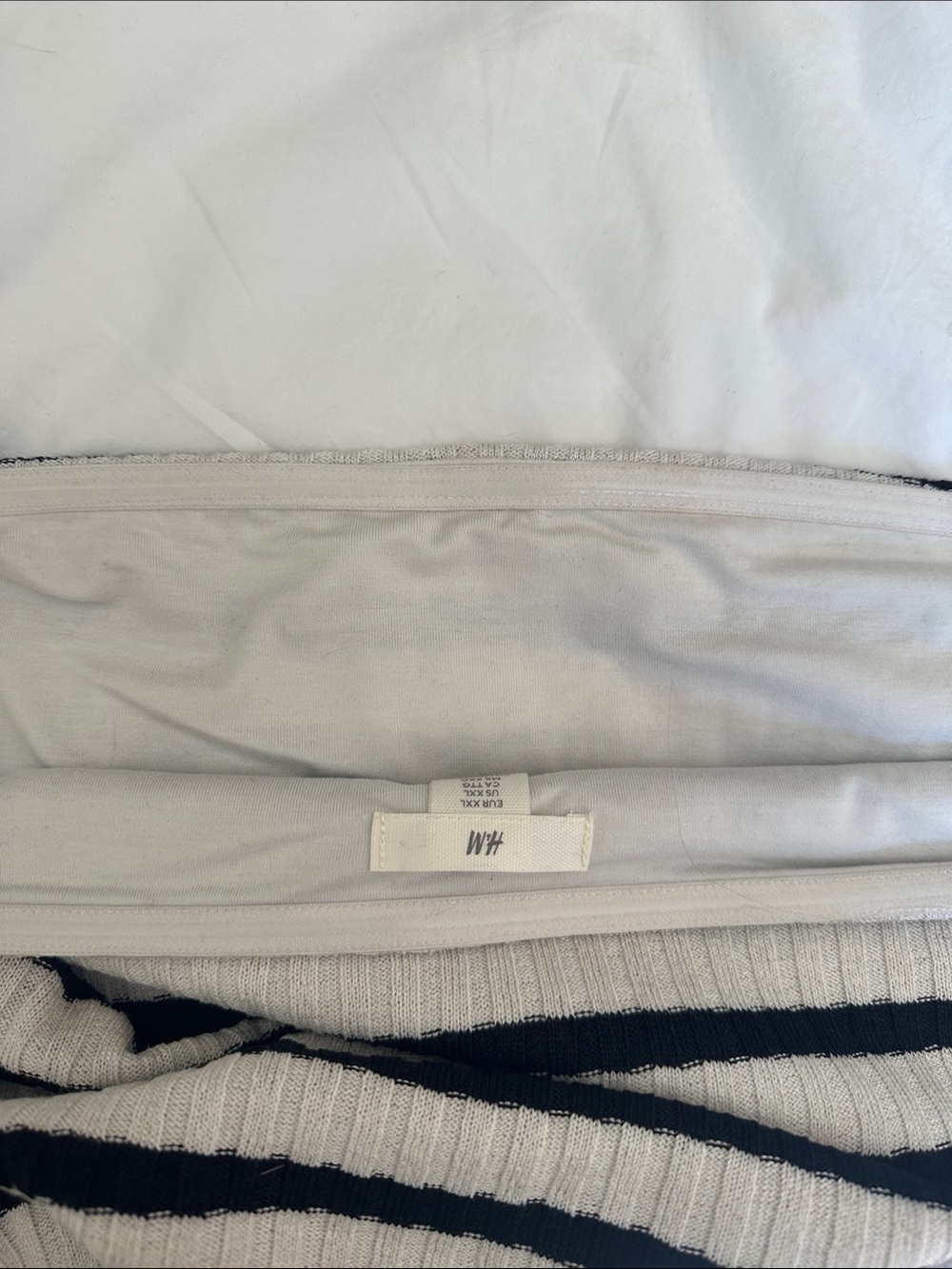 H&M Black & White Striped Ribbed knit tube top - Picture 4 of 5